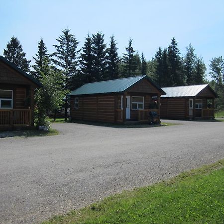 Beaver Creek Lodge And Cabins McBride Exteriör bild