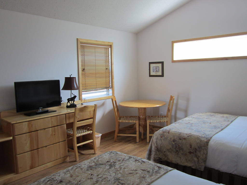Beaver Creek Lodge And Cabins McBride Rum bild