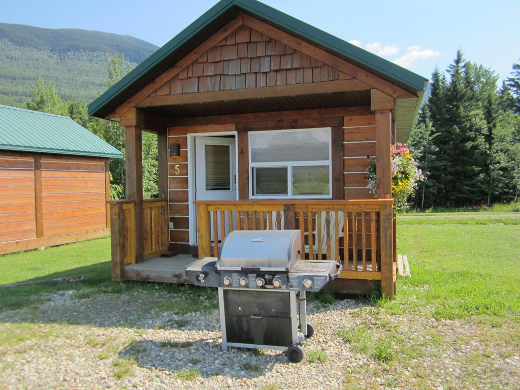 Beaver Creek Lodge And Cabins McBride Rum bild